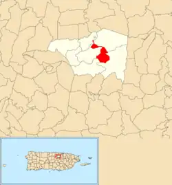 Location of Piñas within the municipality of Toa Alta shown in red