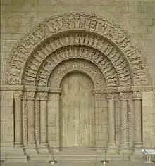 Portal of Eglise Saint-Pierre, Aulnay-de-Saintonge, mid-12th century.