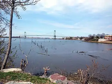 Powell's Cove, in Whitestone, Queens(2009)