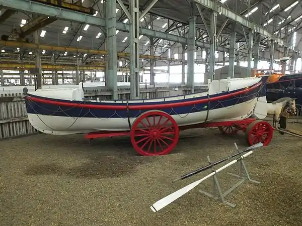 The Lizzie Porter is a Peake-class lifeboat, an early design of self-righting boat. Note the high, rounded buoyancy tanks at her bow and stern, and low sides amidships.