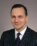 Radosław Sikorski Kancelaria Senatu 2005.JPG