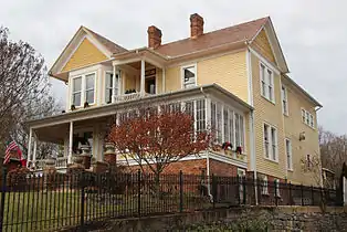 May-Dishner House, 130 W. Main Street, built c. 1905