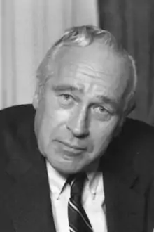 Robert Ludlum portrait photo