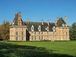 Château de Saint-Amand-en-Puisaye