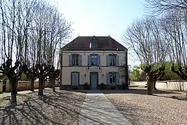 The town hall in Serville