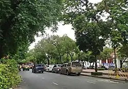 Siri Phong Road in front of Rommaninat Park