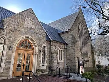 Exterior view from K St NW