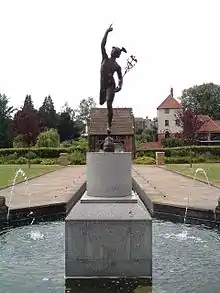 A statue in Rowntree Park