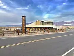 General store and sign at Stovepipe Wells, December 2017