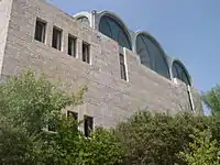 Joined Sepharadi and Ashkenazi synagogue