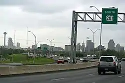 US 281 heading south towards Downtown San Antonio