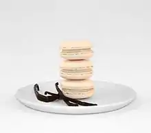 Parisian-style macarons (vanilla flavour)