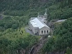 Building in wooded hills