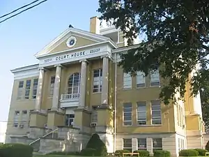 Warrick County Courthouse in Boonville