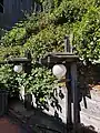 Courtyard garden lights