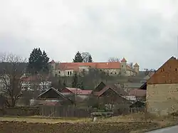 Ptení Castle